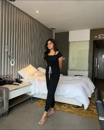 Call Girls Service in Sausar